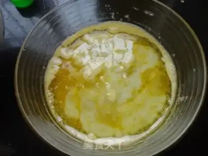 Make Banana walnut marfin step 4