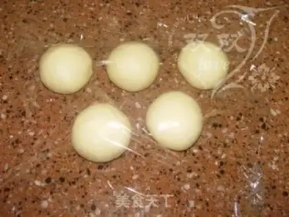 Make Hot dog rolls step 4