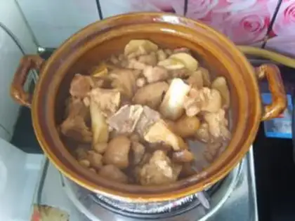 Make Southern peanut pig hoof step 19