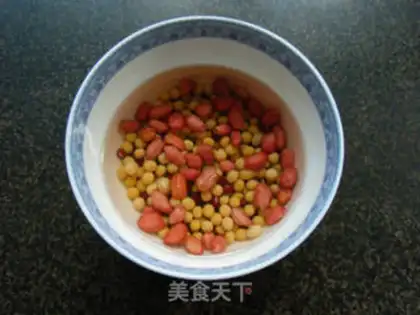 Make Red dates, soybeans step 1