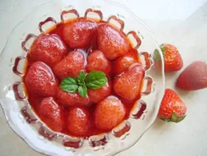 Make Ice cream strawberries step 1