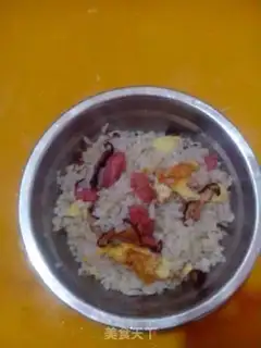 Make Black pepper mushroom fried egg rice step 3