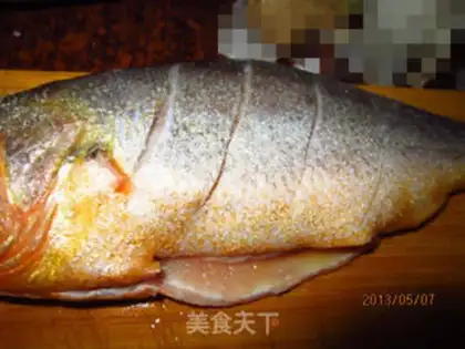 Make Fresh yellow fish step 1