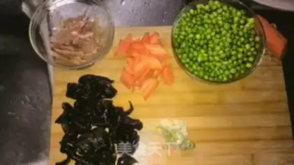 Make Shrimp fried peas step 0