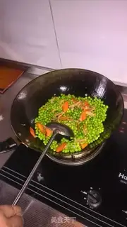 Make Shrimp fried peas step 3