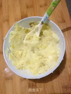 Make Onion potatoes step 1