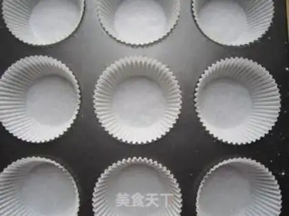 Make Red-tree cake step 9