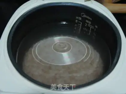 Make Red rice congee step 2