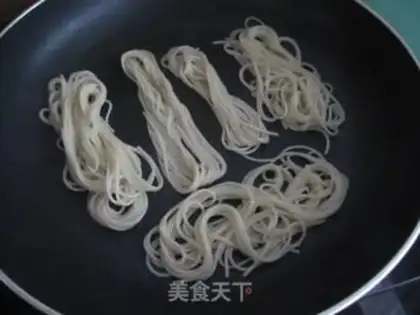 Make Homemade noodle step 4