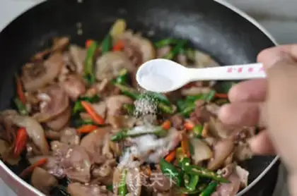 Make Spicy pork step 6