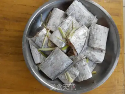Make Fried Ribbon Fish step 1