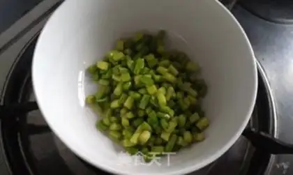 Make Garlic egg fried rice step 4