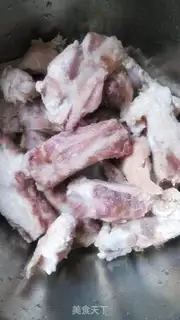Make A meat pot and a roll step 2