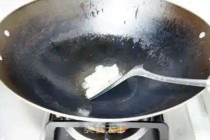 Make Red-hot pig hoof step 2