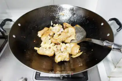 Make Red-hot pig hoof step 5