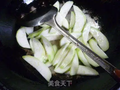 Make A meat pot and a roll step 11
