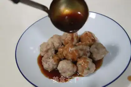 Make Fresh meatballs step 4