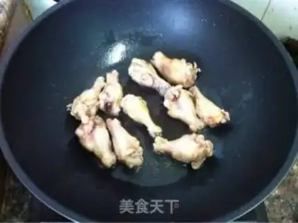 Make Chicken leg and potatoes step 5