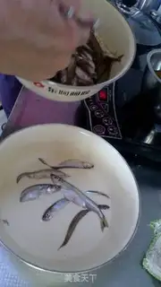 Make The cucumber smelt step 4
