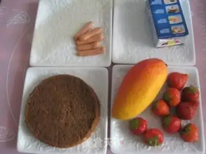 Make Strawberry mousse cake step 0