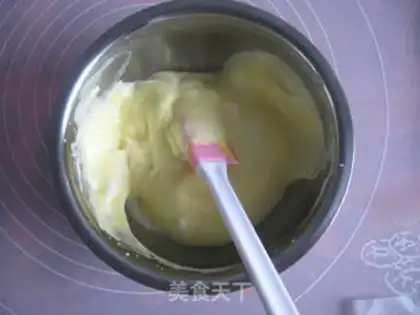 Make Strawberry mousse cake step 8