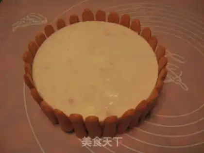 Make Strawberry mousse cake step 9