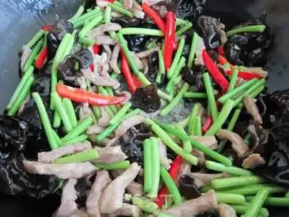 Make Garlic ear meat step 12