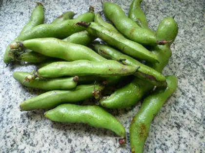 Make The beans are fried at night step 0