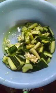 Make Garlic mackerel pickles step 0