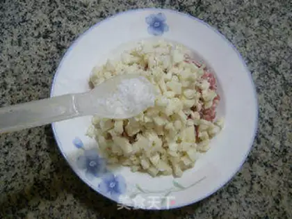 Make Pork burger step 5