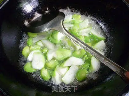 Make The beans are fried at night step 7