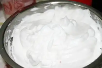 Make Strawberry cake rolls step 4