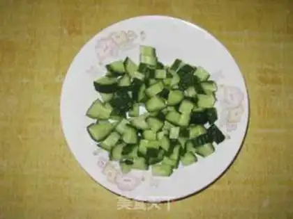 Make cucumber chicken step 1