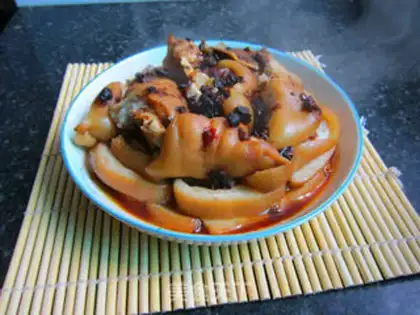 Make The spicy pig hoof step 5