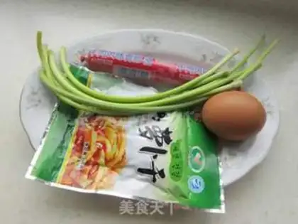 Make radish, egg and rice step 0