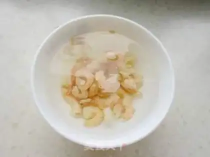 Make radish, egg and rice step 1