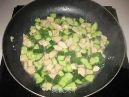 Make cucumber chicken step 7