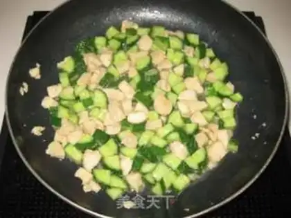 Make cucumber chicken step 8