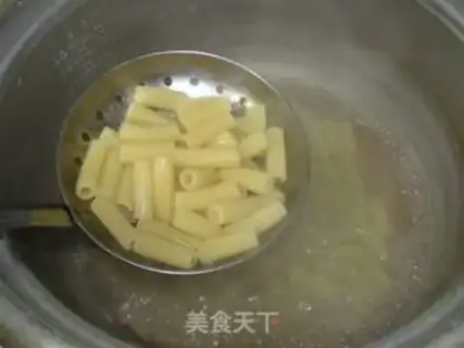 Make Tomato pastry step 2
