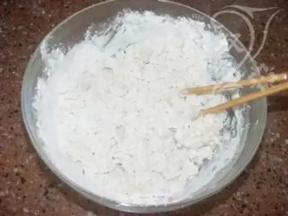 Make Hot noodle box cake step 1