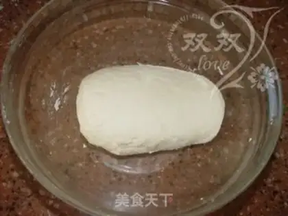 Make Hot noodle box cake step 2