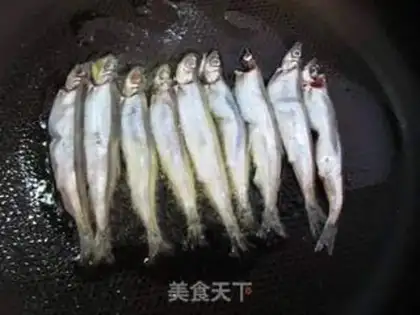 Make The cosmopolitan fish step 4