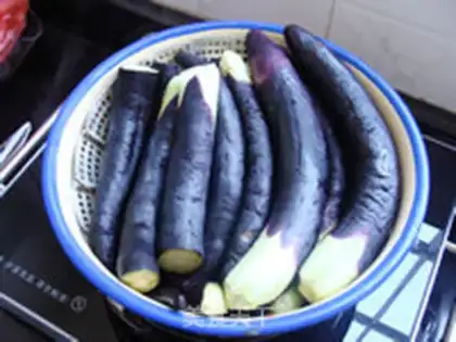 Make Garlic hand tore eggplant step 2