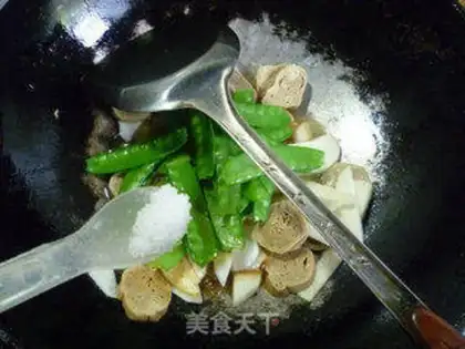 Make Dutch bean veggie step 12