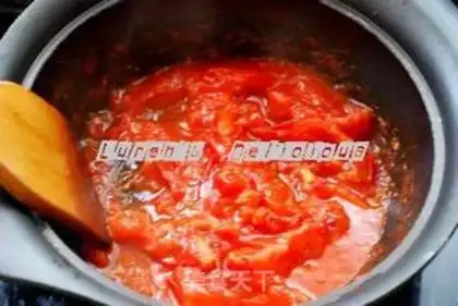 Make Tomato fried egg noodles step 6