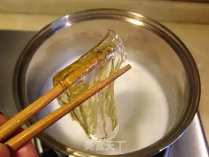 Make Coconut guacamole step 1