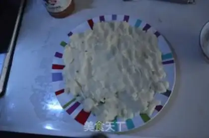 Make Squeeze gravy mashed potatoes step 3