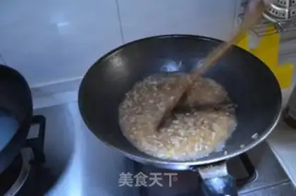 Make Squeeze gravy mashed potatoes step 4