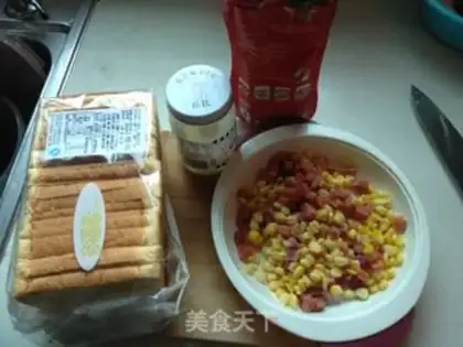 Make Flower toast step 0