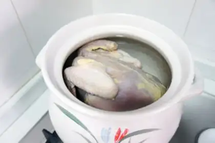 Make Rock chicken soup step 1